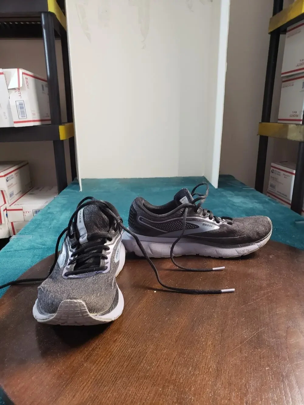 Brooks Trace 2 Shoes Size 9 Womens Black Running Gym Marathon 1203751B049